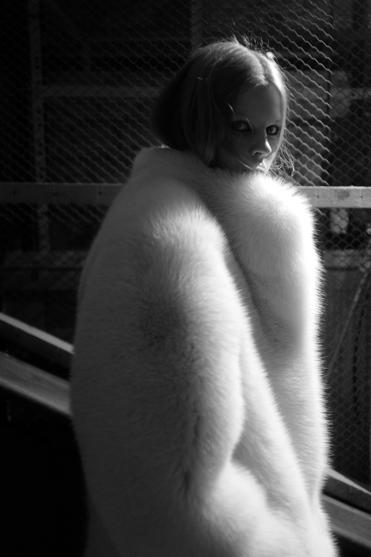 Шуба из меха арктической лисы