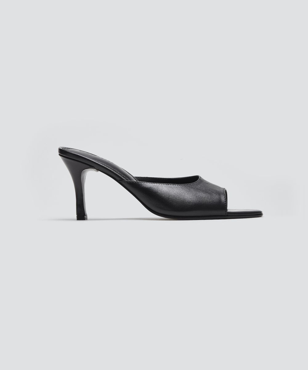 Leather mules